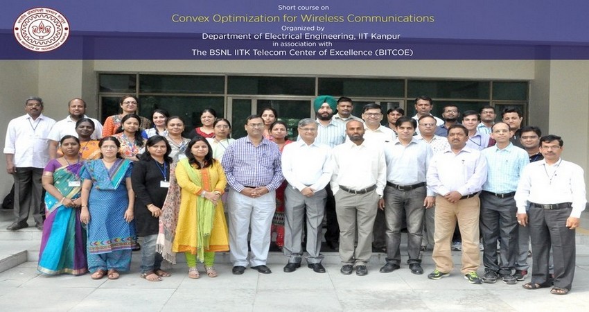 Short course on Convex Optimization for Wireless Communications