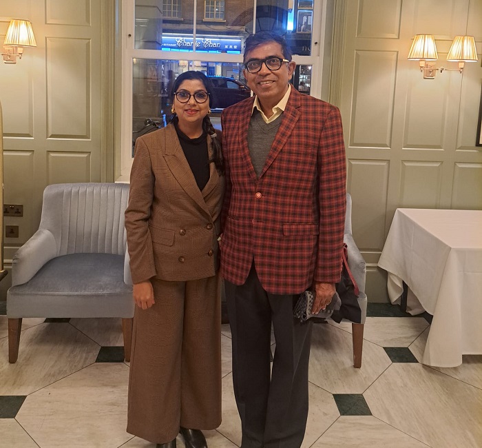 Alumnus Dr. Naresh Chand Gupta and Mrs. Nidhi Gupta
