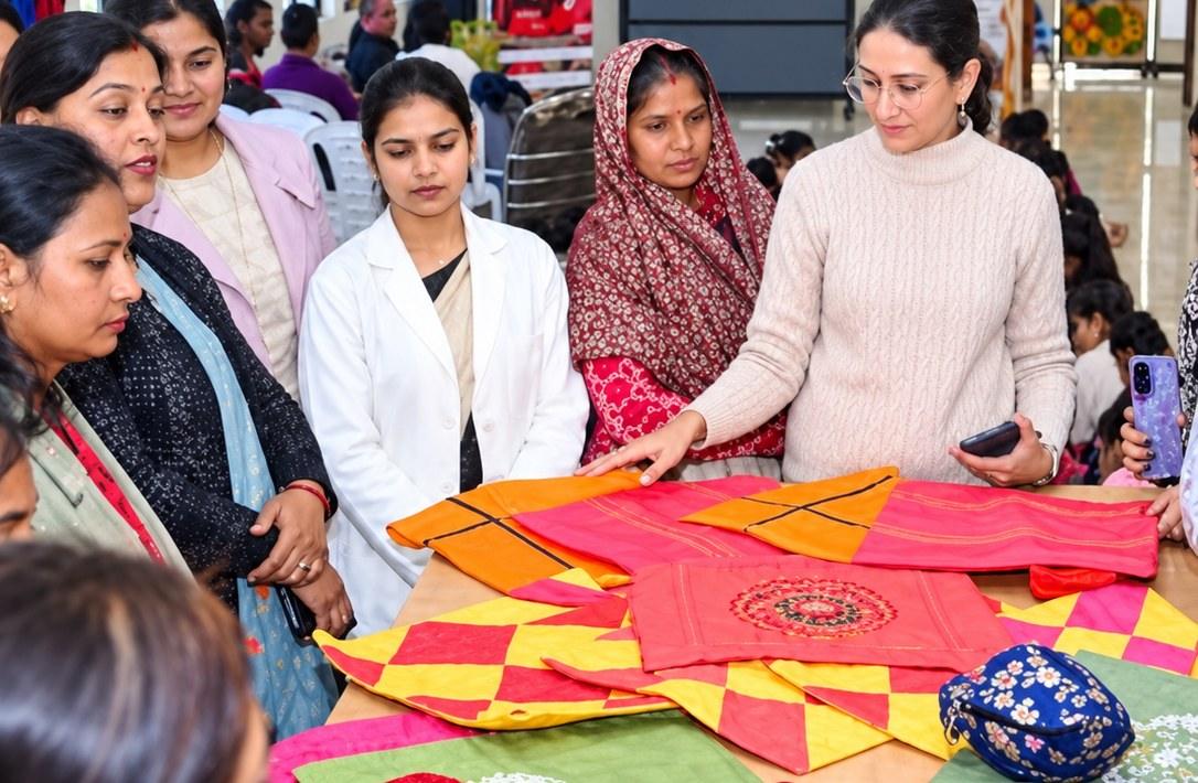 Women at a sewing and craft class at the Ranjit Singh Rozi Shiksha Kendra