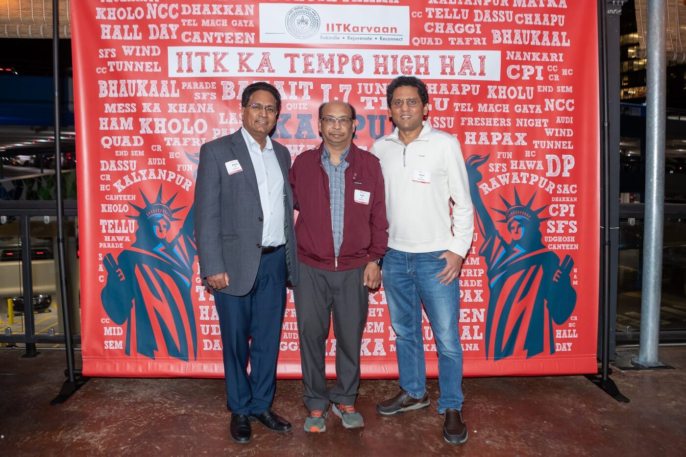Alumni at the Tempo High Hai backdrop