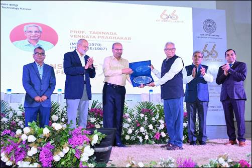 A group of men standing on a stage

AI-generated content may be incorrect.