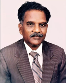 A person in a suit and tie

AI-generated content may be incorrect.