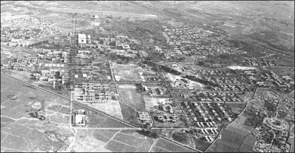 An aerial view of a city

AI-generated content may be incorrect.