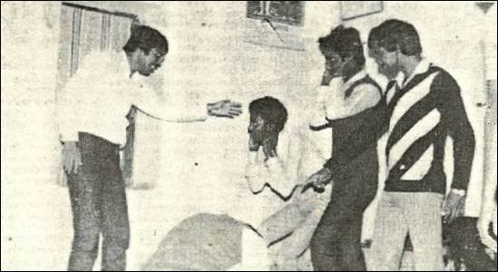 A group of men in a room

AI-generated content may be incorrect.