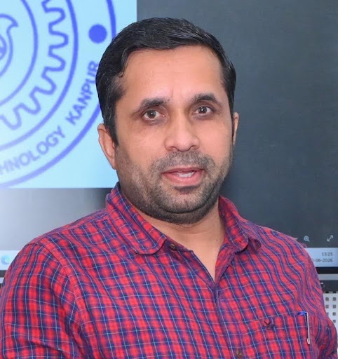 Dr. Praveen Dwivedi